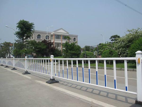 鐵嶺萬米市政護(hù)欄